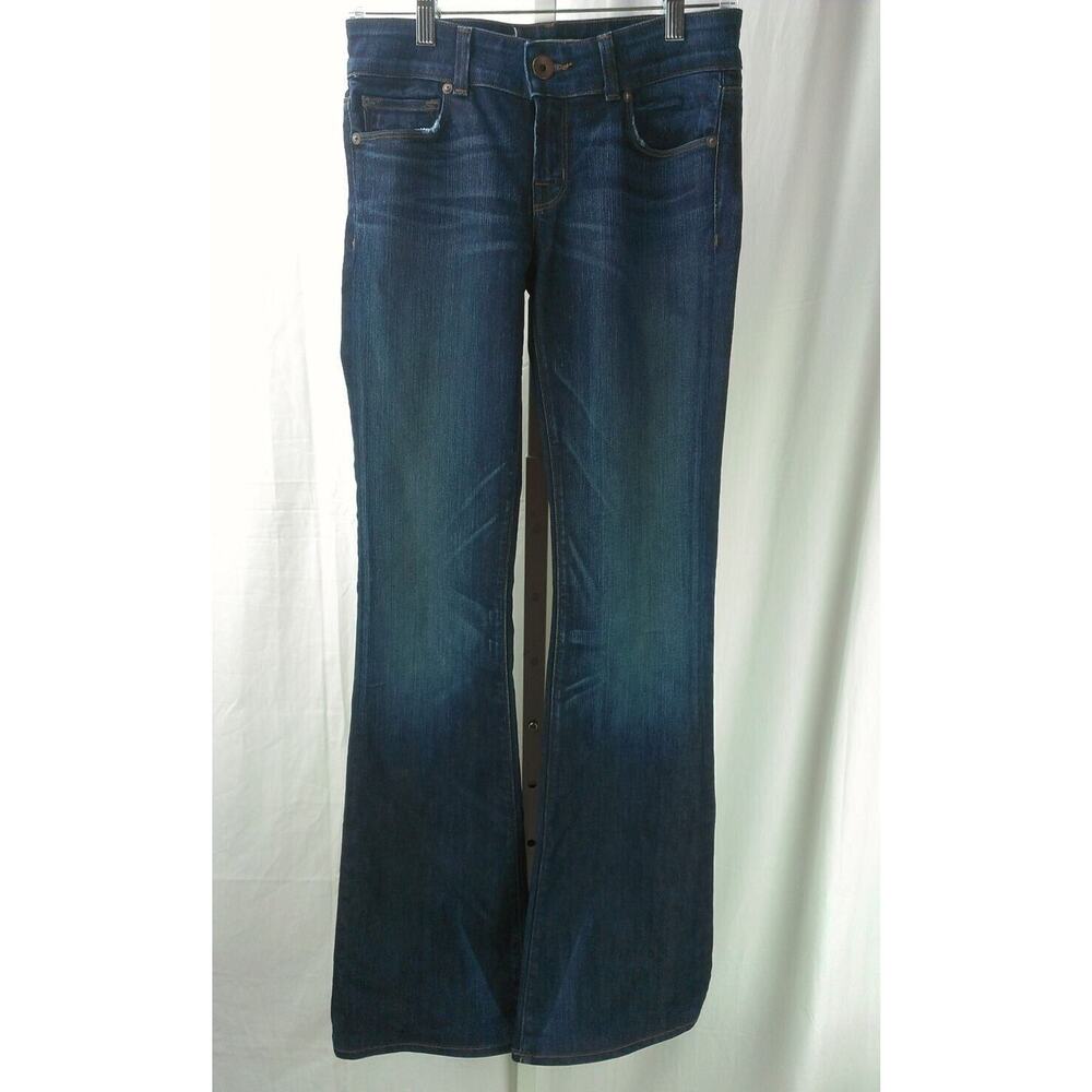 J Brand Lowrise Flair Leg Jeans in Tyro Wash Size 26 x 33